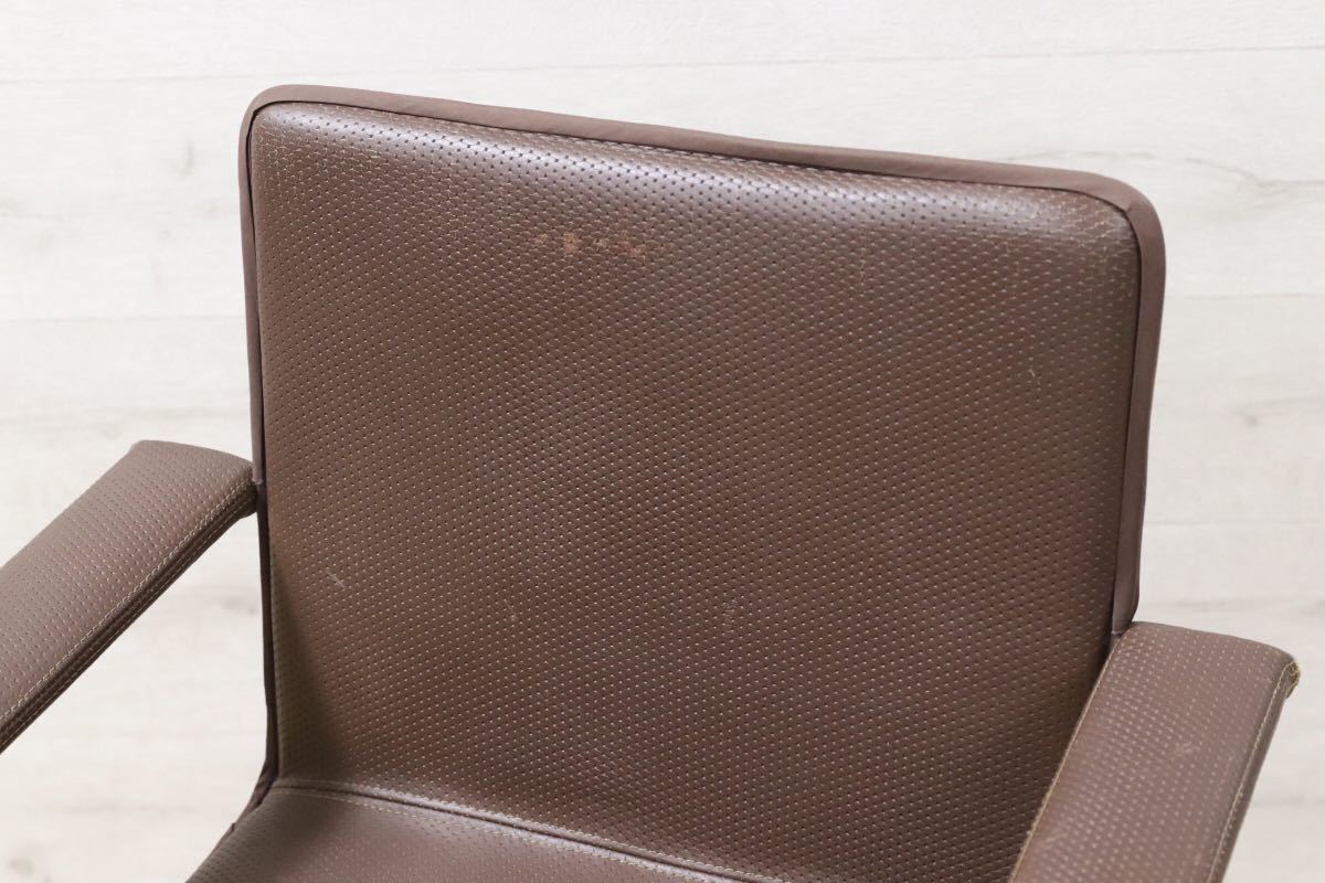 GMEK259D○Saporiti Italia / サポリティ イタリア 回転式 レザーチェア 高級 モダン 希少 ヴィンテージ 椅子 アームチェア