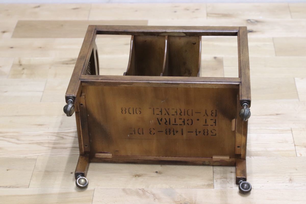 GMET135C○DREXEL HERITAGE / ドレクセルヘリテイジ マガジンラック サイドテーブル キャスターラック 定価約14万