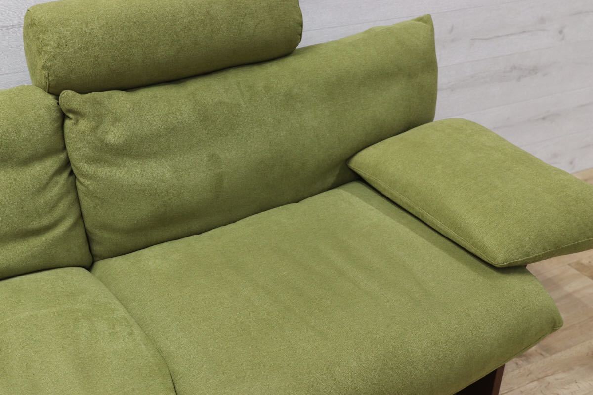 GMEK385○冨士ファニチア / Fuji furniture Tapio Sofa ワイド2Pソファ ウォールナット ファブリック 定価27.7~32.4万 展示品