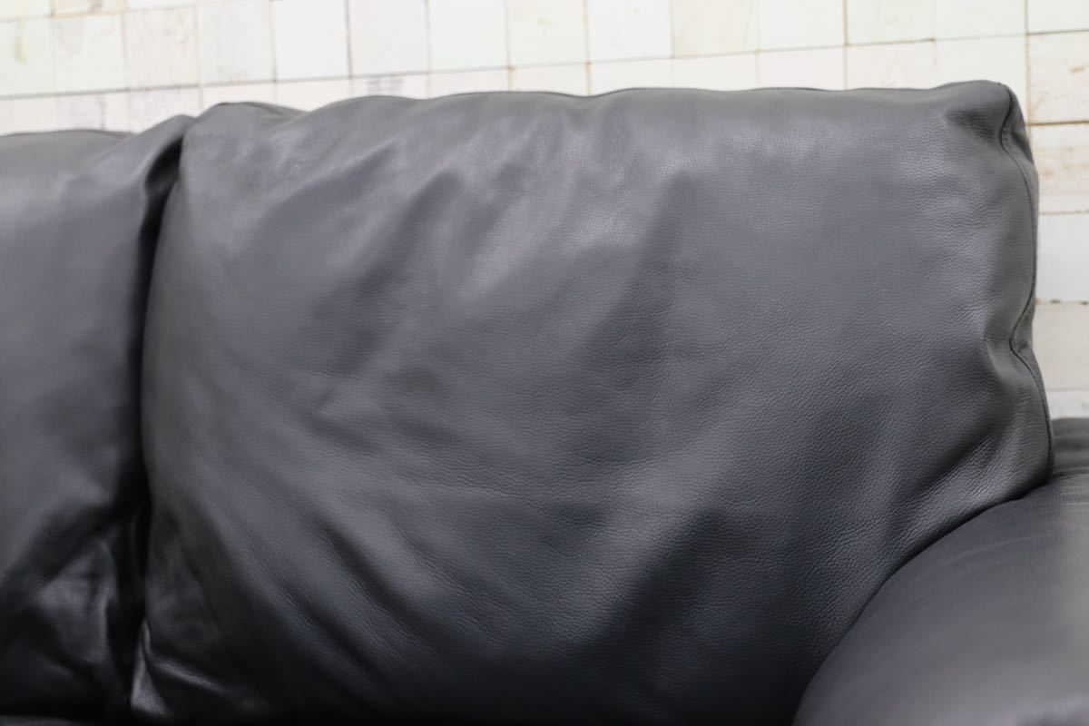 GMEH289A○HTL / ワタリジャパン 2人掛けソファ ラブソファ 2シーター 黒本革 IDC大塚家具 展示品