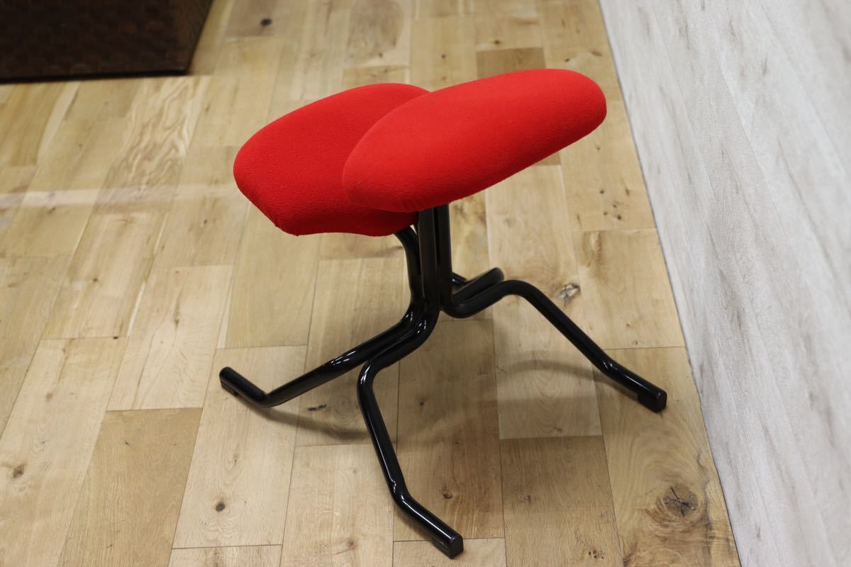 GMFS2A○ Balans Junior HAG バランスチェア 北欧 ノルウェー ファブリック 赤