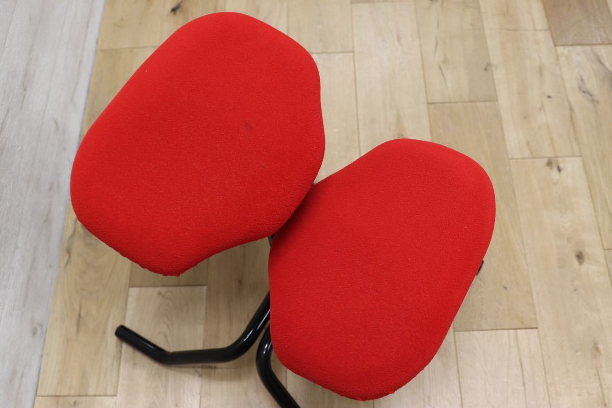 GMFS2A○ Balans Junior HAG バランスチェア 北欧 ノルウェー ファブリック 赤