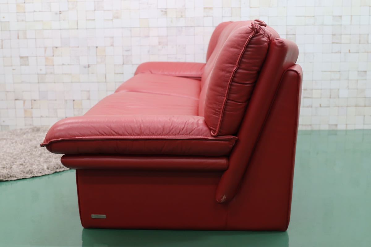 GMFS13○NICOLETTI / ニコレッティ Ambassador アンバサダー 3人掛けソファ トリプルソファ 総革 赤 イタリアモダン 参考定価約65万