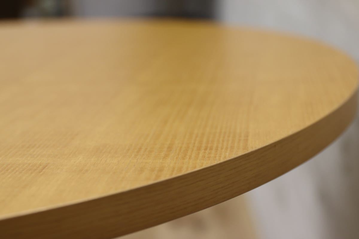 GMET353E○Cassina / カッシーナ ミーティングテーブル ラウンドテーブル オフィス 丸テーブル イタリア モダン 特注