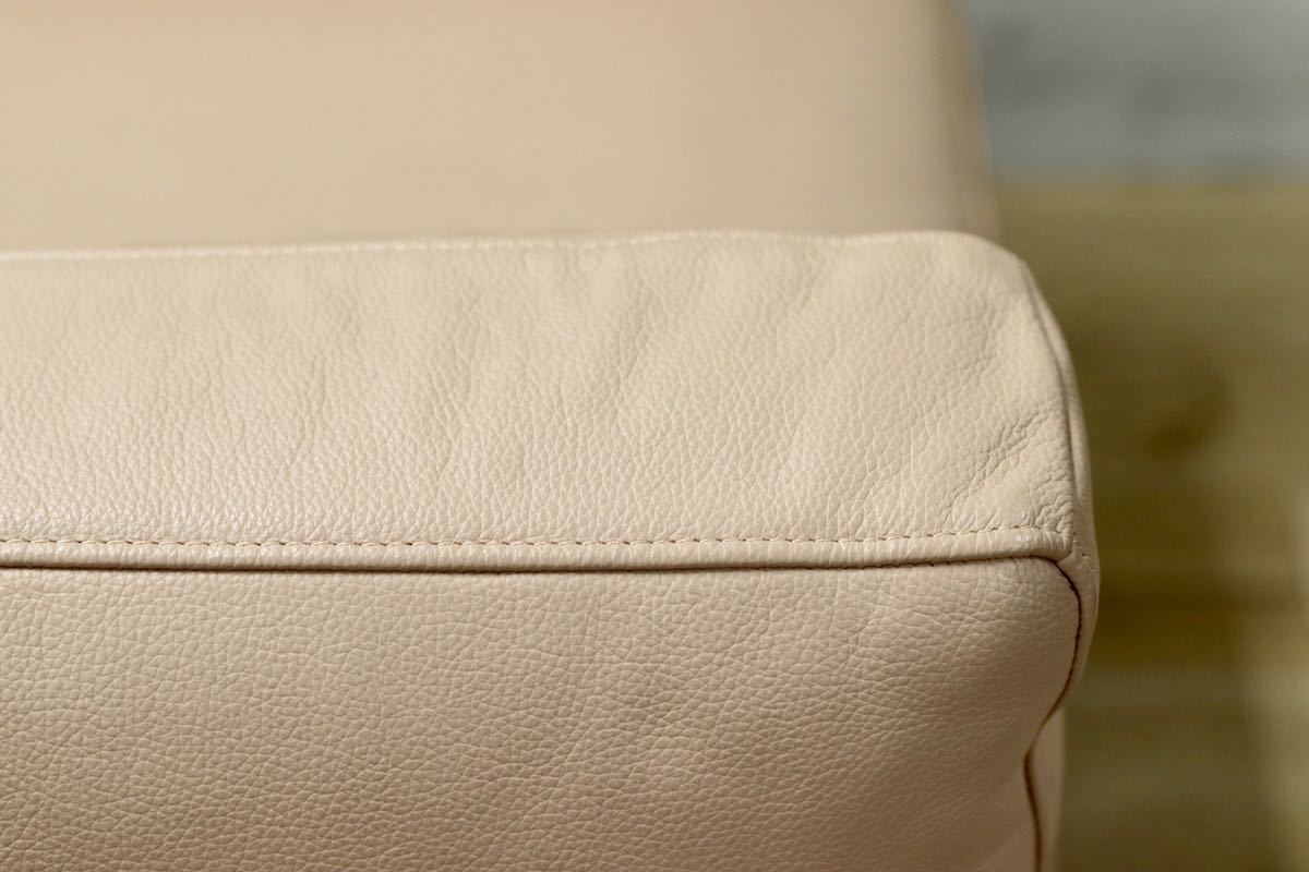 GMFO4○Cassina / カッシーナ OTTO CUBEオット キューブ 1人掛けソファ ラウンジチェア シングルソファ 総革 定価82万 展示品