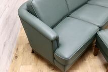 GMFT103A○domani / ドマーニ QUEENSLIFE クイーンズライフ 3人掛けソファ トリプルソファ オットマン 緑色 総革 定価約50万 展示品