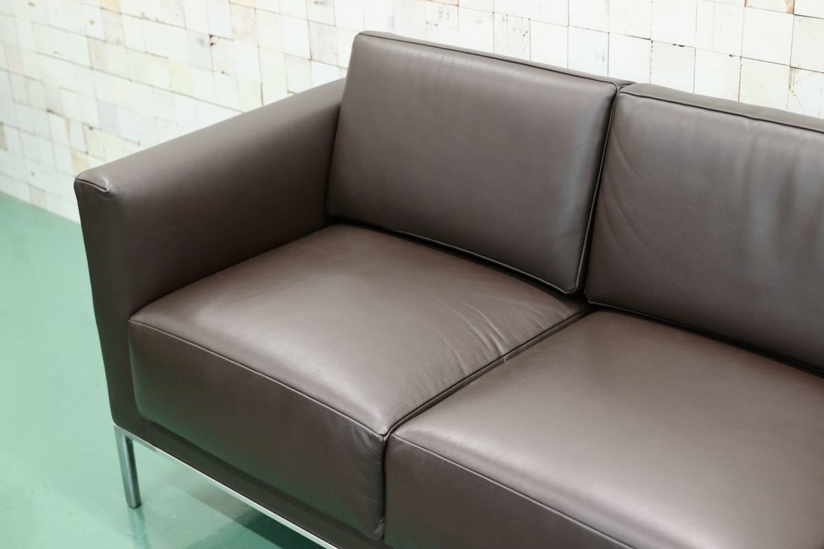 GMFN67○Cassina / カッシーナ GRAB グラブ 3人掛けソファ トリプルソファ ダークブラウン 総革 定価約120万 短期展示品