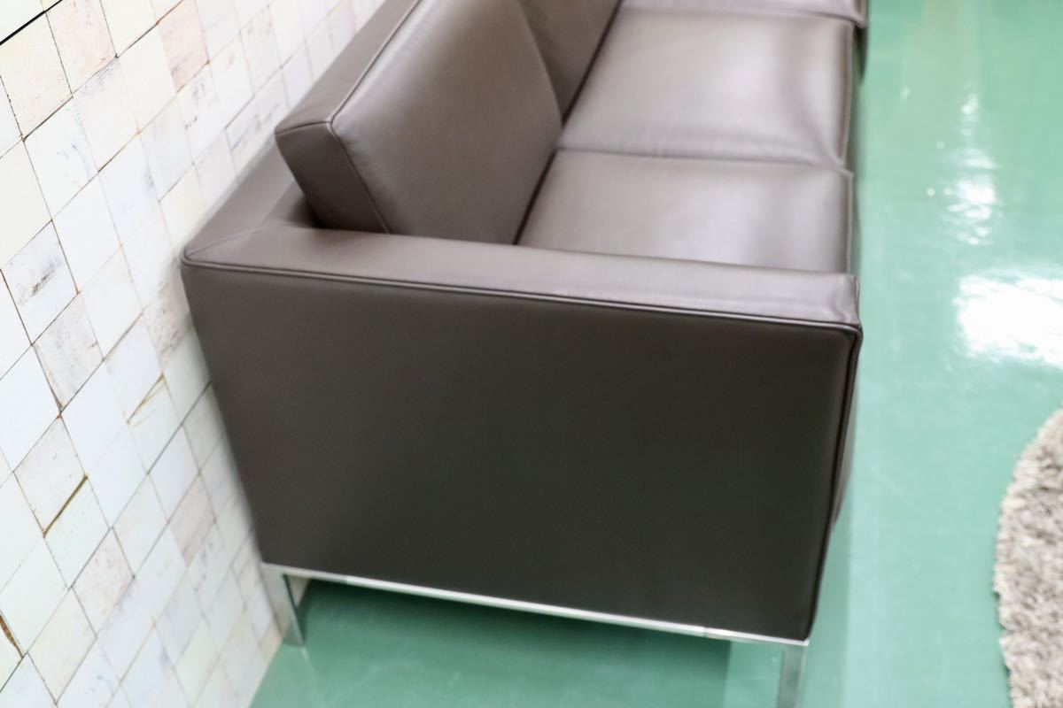 GMFN67○Cassina / カッシーナ GRAB グラブ 3人掛けソファ トリプルソファ ダークブラウン 総革 定価約120万 短期展示品