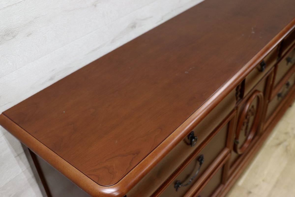 GMFT130○Lynn Hollyn / リンホーリン サイドボード リビングボード チェスト 定価約38万 収納家具 エレガント クラシック IDC大塚家具