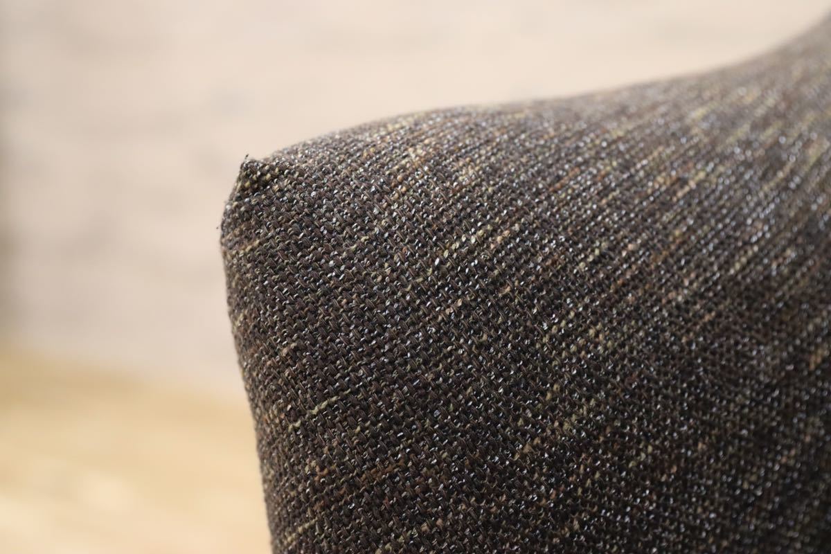 GMFK318C○Cassina / カッシーナ 684 PICCOLA TENTAZIONE ピッコラテンタツィオーネ ラウンジアームチェア 定価約40万 展示品