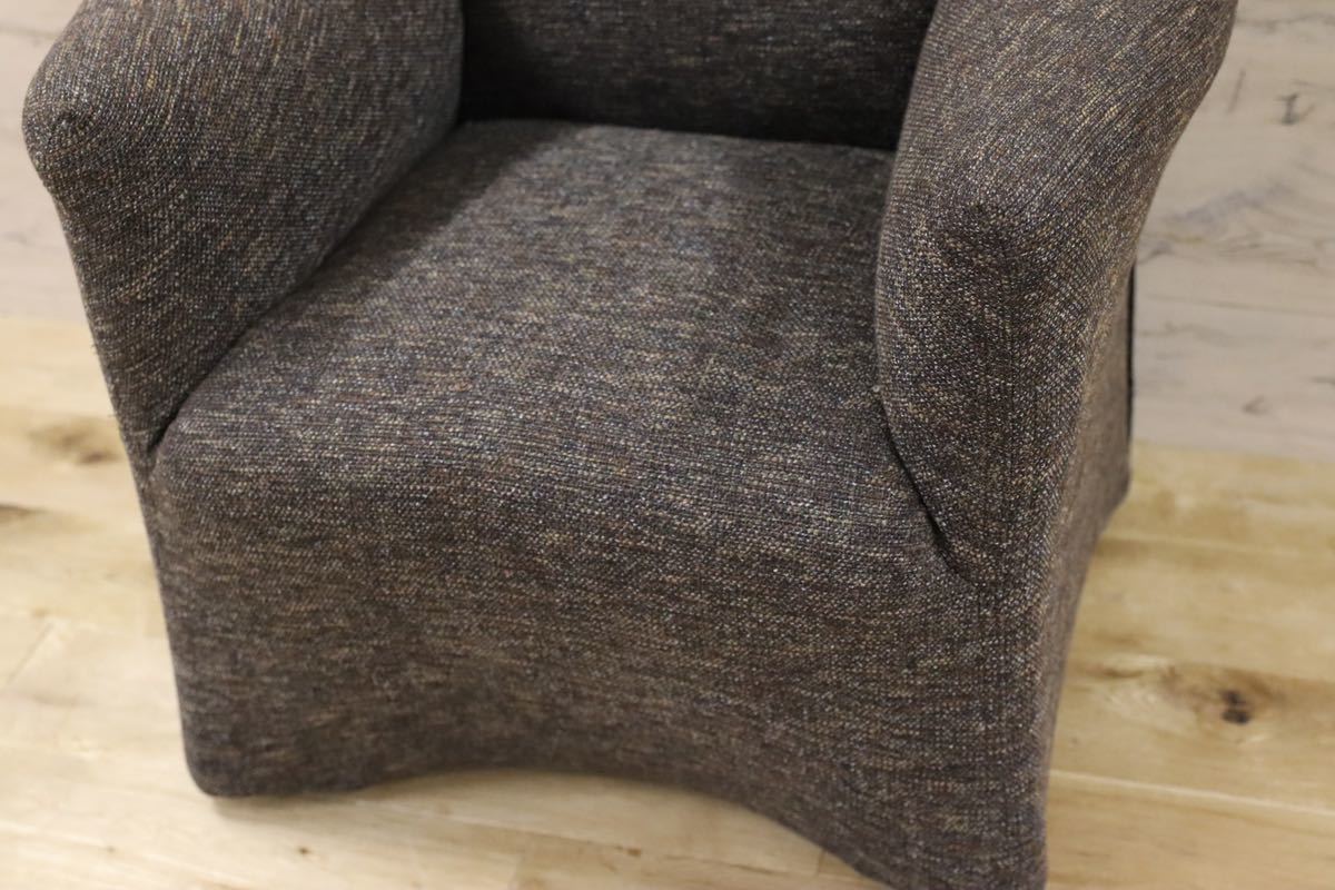 GMFK318E○Cassina / カッシーナ 684 PICCOLA TENTAZIONE ピッコラテンタツィオーネ ラウンジアームチェア 定価約40万 展示品