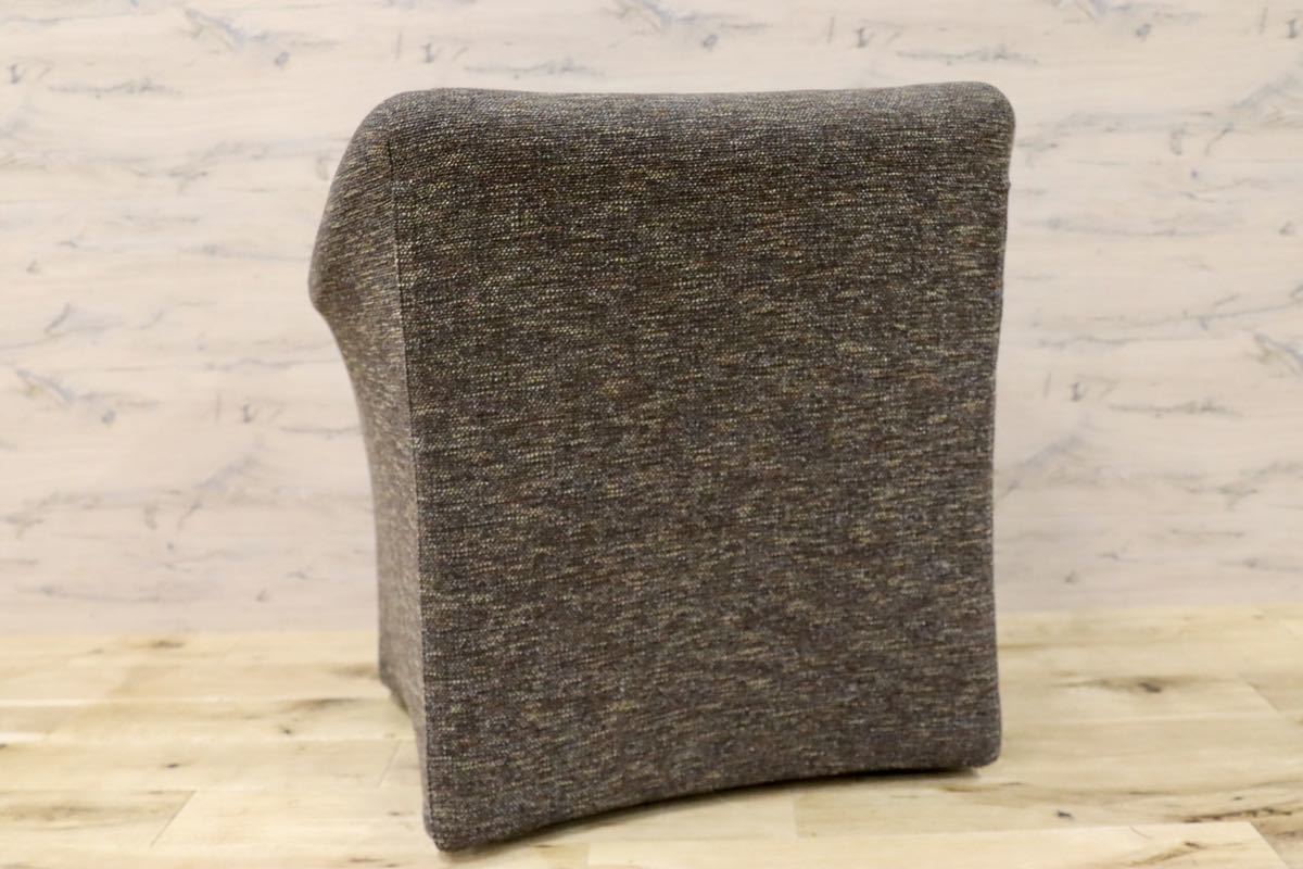 GMFK318E○Cassina / カッシーナ 684 PICCOLA TENTAZIONE ピッコラテンタツィオーネ ラウンジアームチェア 定価約40万 展示品