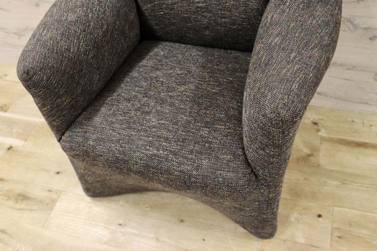 GMFK318H○Cassina / カッシーナ 684 PICCOLA TENTAZIONE ピッコラテンタツィオーネ ラウンジアームチェア 定価約40万 展示品