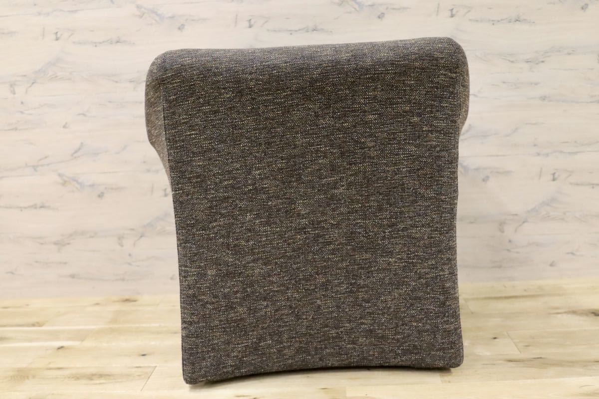 GMFK318H○Cassina / カッシーナ 684 PICCOLA TENTAZIONE ピッコラテンタツィオーネ ラウンジアームチェア 定価約40万 展示品