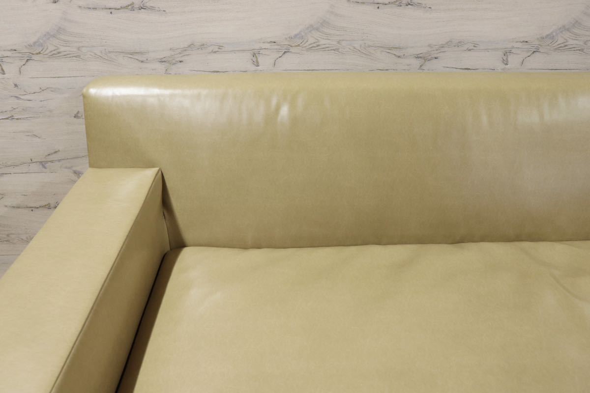 GMFN154○HUKLA / フクラ REGIO レジオ T523 2.5人掛けソファ ラブソファ 長椅子 高級モダン IDC大塚家具