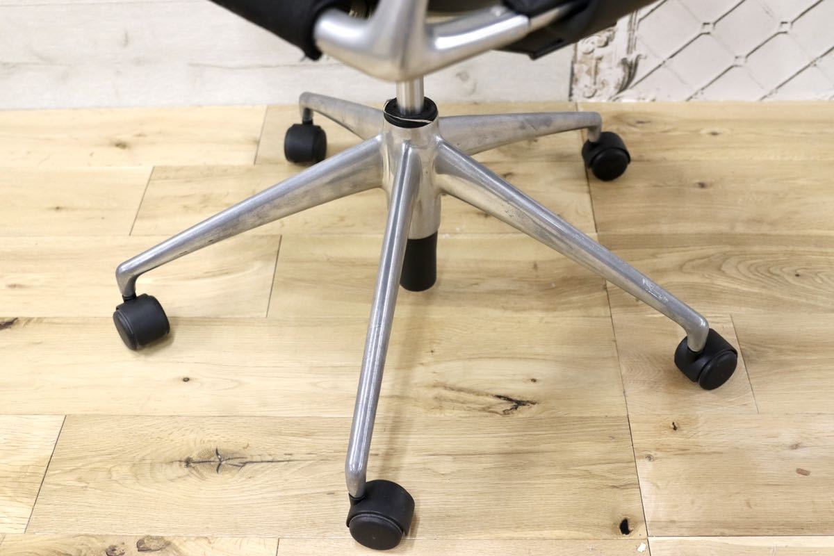 GMFH160○Vitra / ヴィトラ Meda メダ アルベルト・メダ デスクチェア ワークチェア 書斎椅子 本革 背面布 約30万 高級 エグゼクティブ