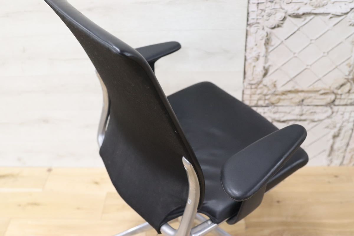 GMFH160○Vitra / ヴィトラ Meda メダ アルベルト・メダ デスクチェア ワークチェア 書斎椅子 本革 背面布 約30万 高級 エグゼクティブ