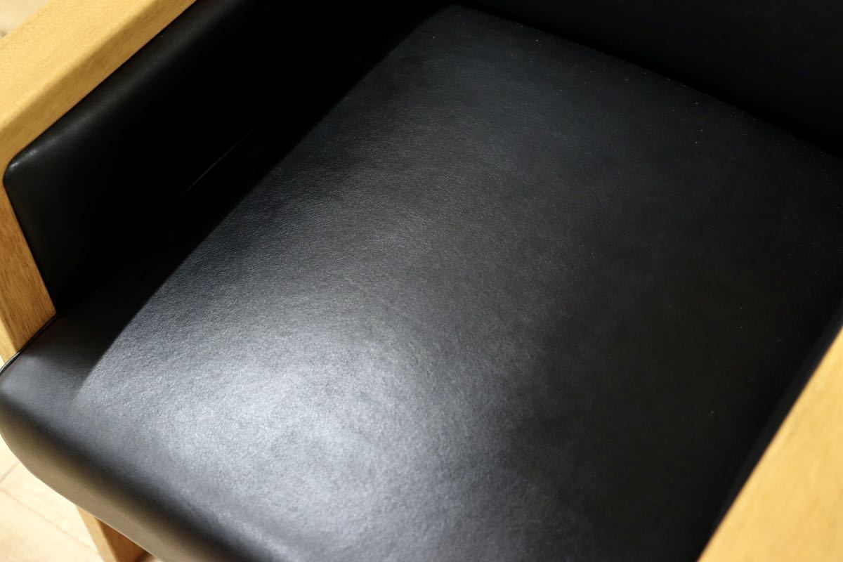 GMFK432B○北欧スタイル 1人掛けソファ シングルソファ ラウンジチェア イージーチェア オーク材 GE55 リプロダクト ハンスウェグナー