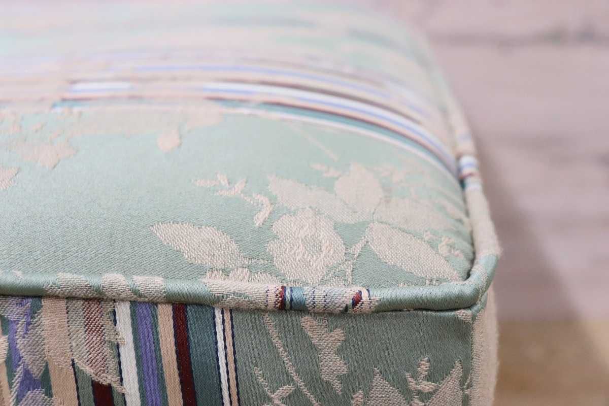 GMFN182○domani / ドマーニ カリモク最高峰 オットマン スツール エレガント ファブリック 国産家具 定価約9万円