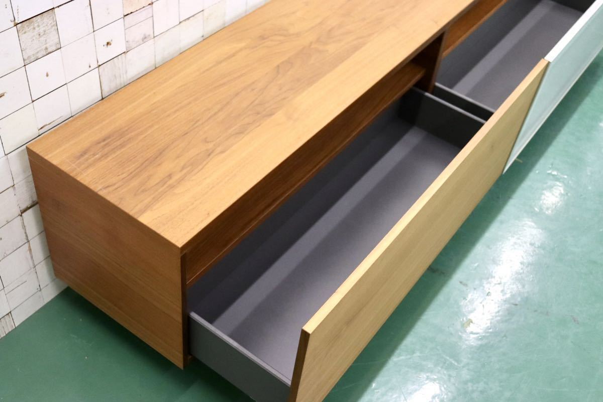 GMFK487A○BoConcept / ボーコンセプト TVボード AVボード ローボード リビング収納 ウォールナット 北欧 デンマーク 定価約30万