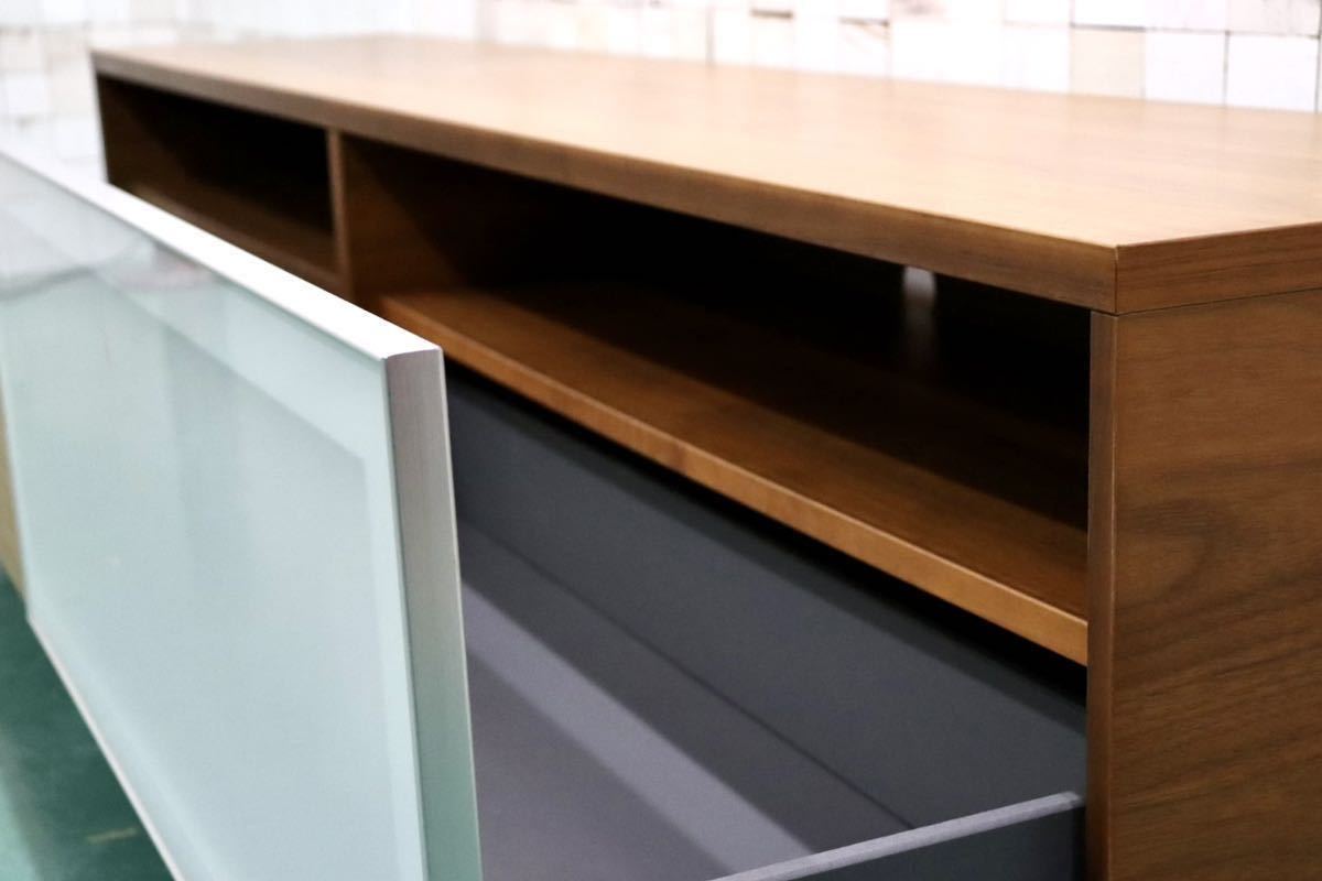 GMFK487A○BoConcept / ボーコンセプト TVボード AVボード ローボード リビング収納 ウォールナット 北欧 デンマーク 定価約30万