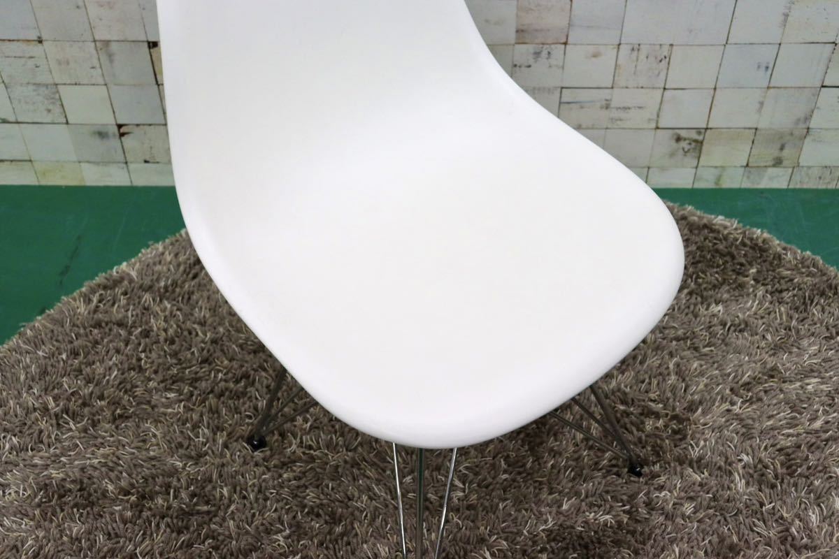 GMFK482A○HermanMiller / ハーマンミラー Eames Plastic Chair イームズプラスチックチェア サイドシェルチェア ホワイト 定価約5.3万