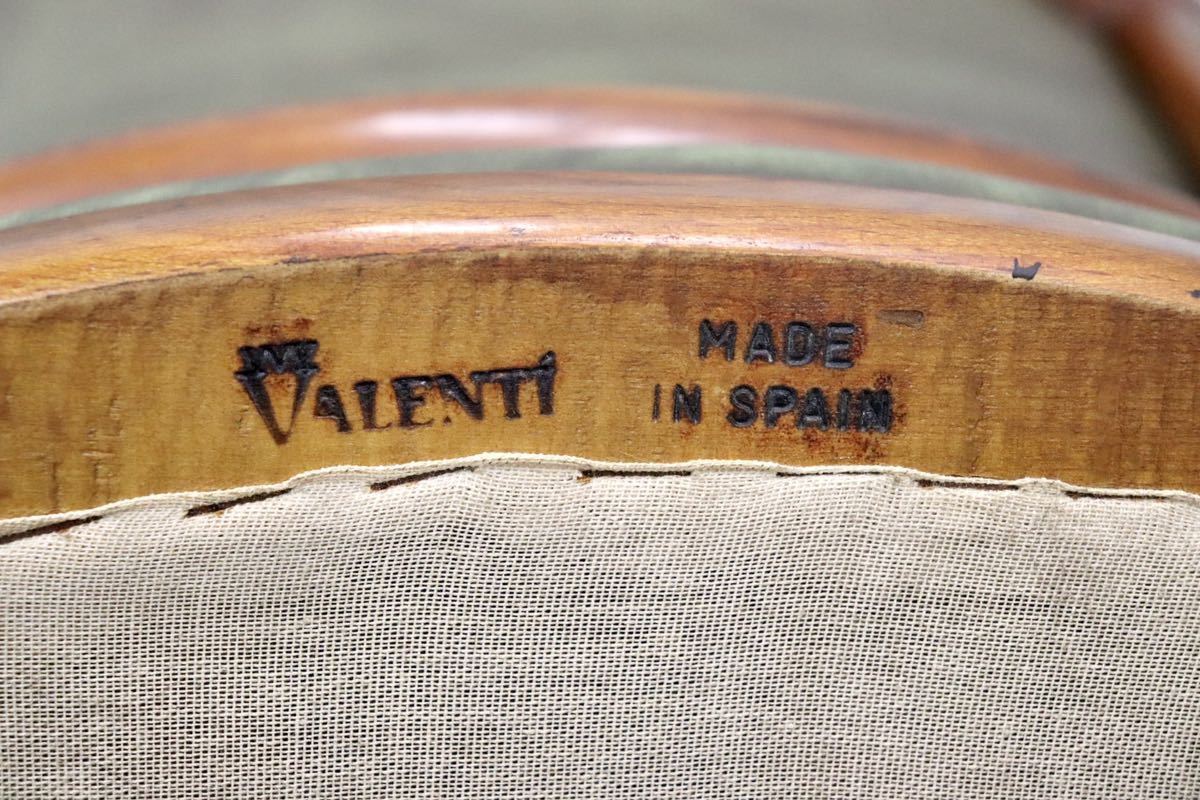 GMFS99○VARO,S.A. VALENTI / バロッサ バレンティ ダイニングチェア アームチェア 本革 鋲打 スペイン クラシック IDC大塚家具