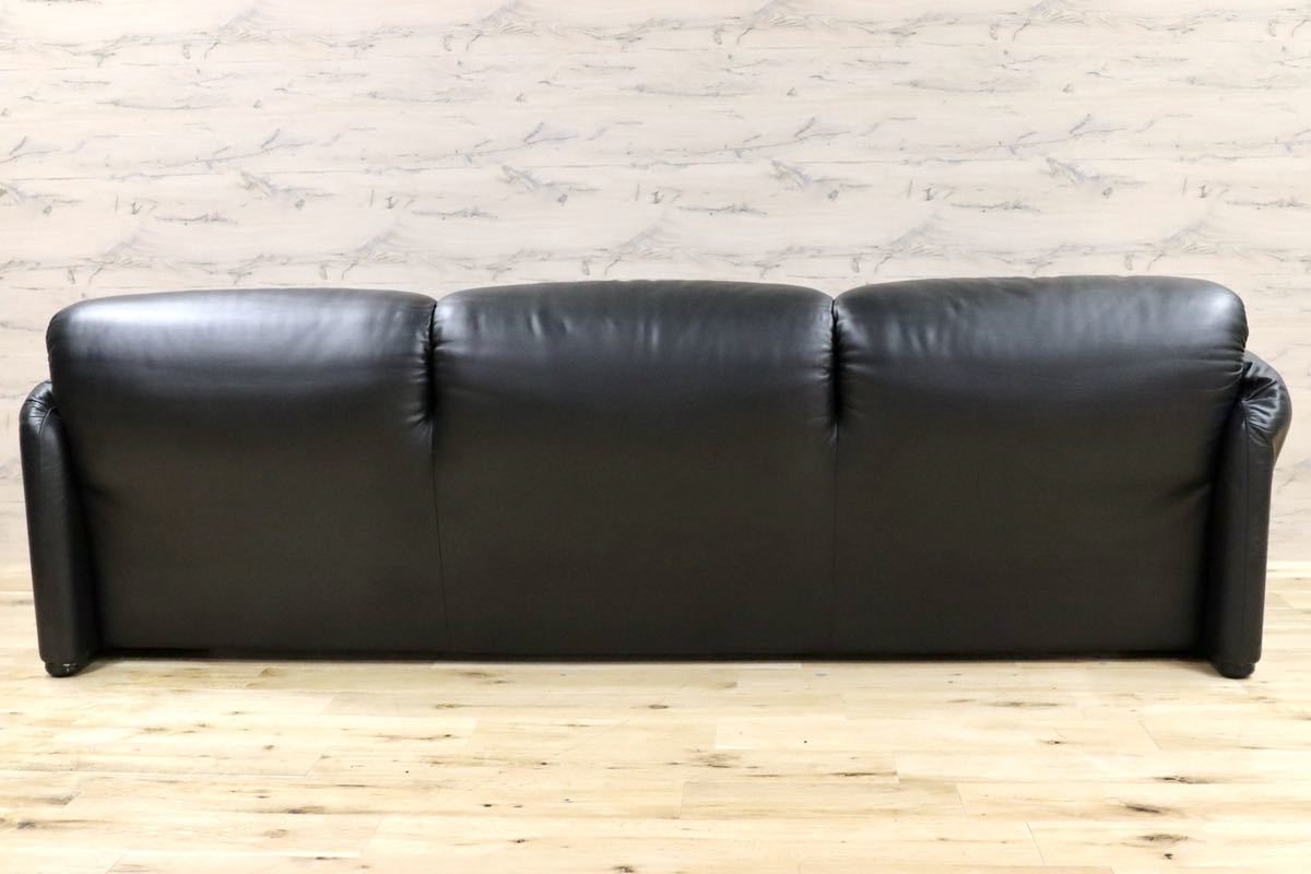 GMFN167○Cassina / カッシーナ 675 MARALUNGA マラルンガ 3人掛けソファ トリプルソファ 本革 ヴィコ・マジストレッティ 定価約215万 美品