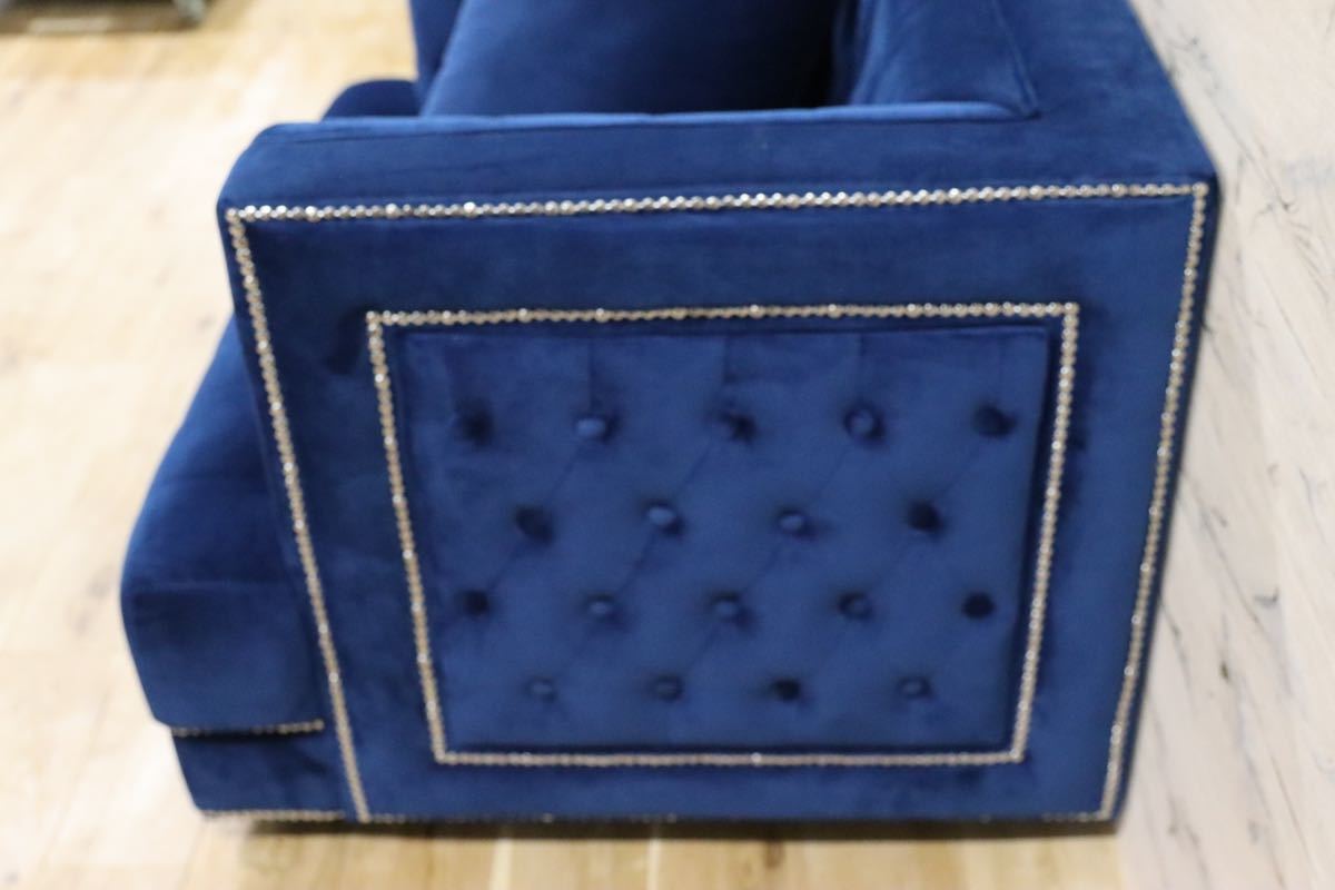 GMFK520○Meridian Furniture / メディリアンファニチャー ベルベットソファ ブルー 1人掛けソファ ラウンジチェア 定価23.6万 短期展示品