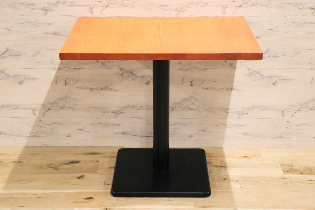 GMFH237V○飛騨産業 / HIDA キツツキ 9981 ダイニングテーブル カフェテーブル 楢材 無垢 インダストリアル 店舗什器 カフェ 飛騨家具