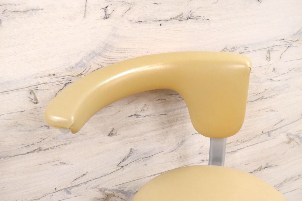 GMFK649A○東洋工芸 CM117-VBE マルチチェア カウンターチェア 椅子 回転椅子 降下椅子 ビニールレザー ベージュ 定価約5万 美品