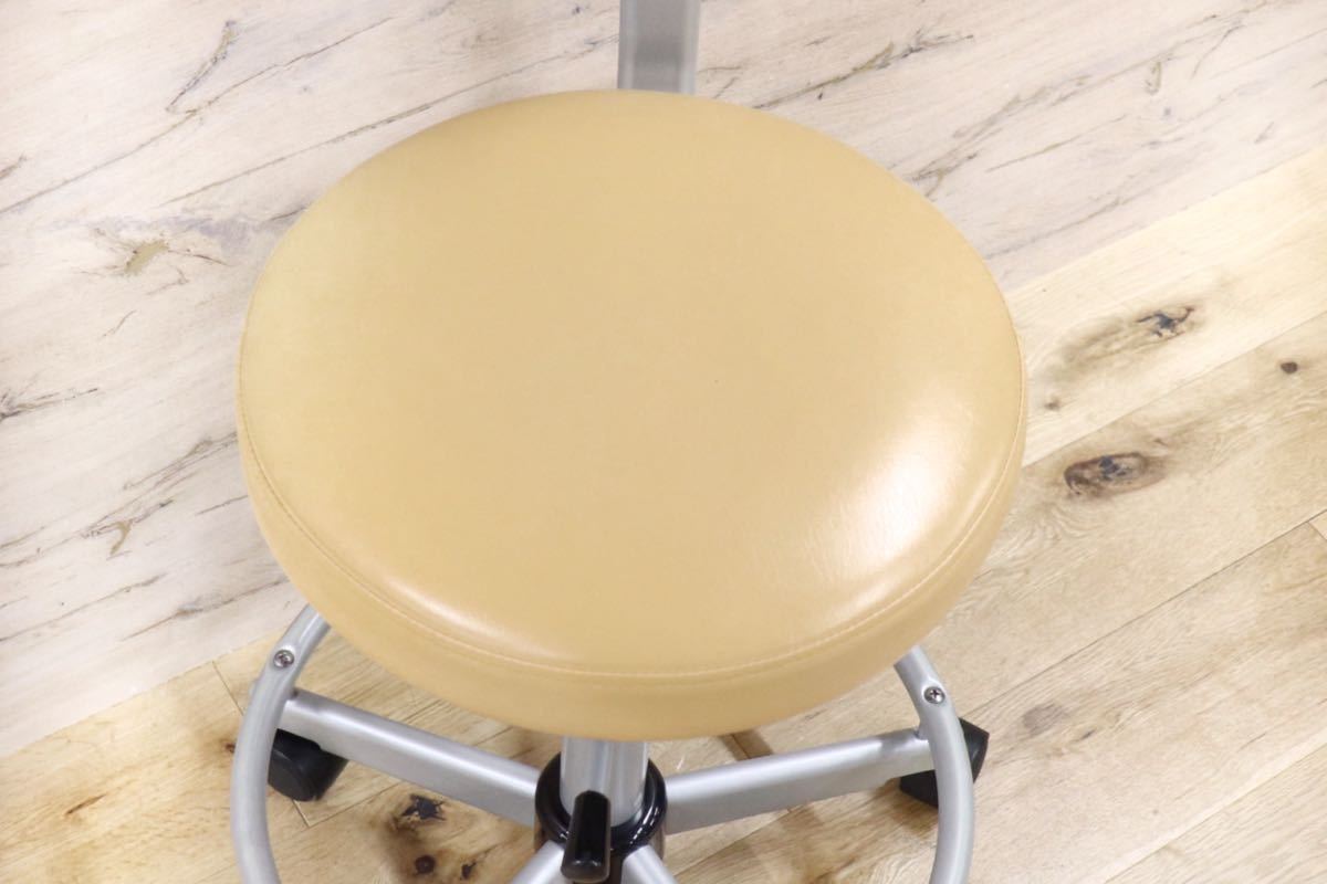 GMFK649A○東洋工芸 CM117-VBE マルチチェア カウンターチェア 椅子 回転椅子 降下椅子 ビニールレザー ベージュ 定価約5万 美品