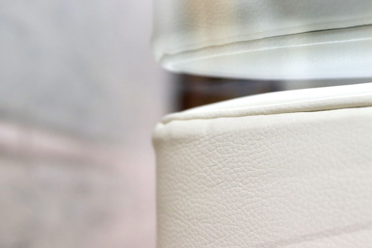 GMFH306○Bretz / ブレッツ ダイニングテーブル ガラス 本革レザー ドイツ ユーロカーサ コンテンポラリー モダン 展示品