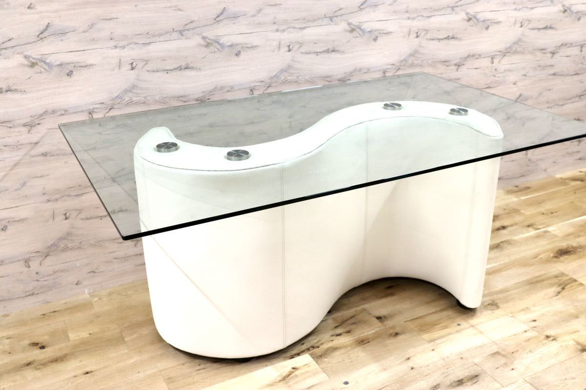 GMFH306○Bretz / ブレッツ ダイニングテーブル ガラス 本革レザー ドイツ ユーロカーサ コンテンポラリー モダン 展示品