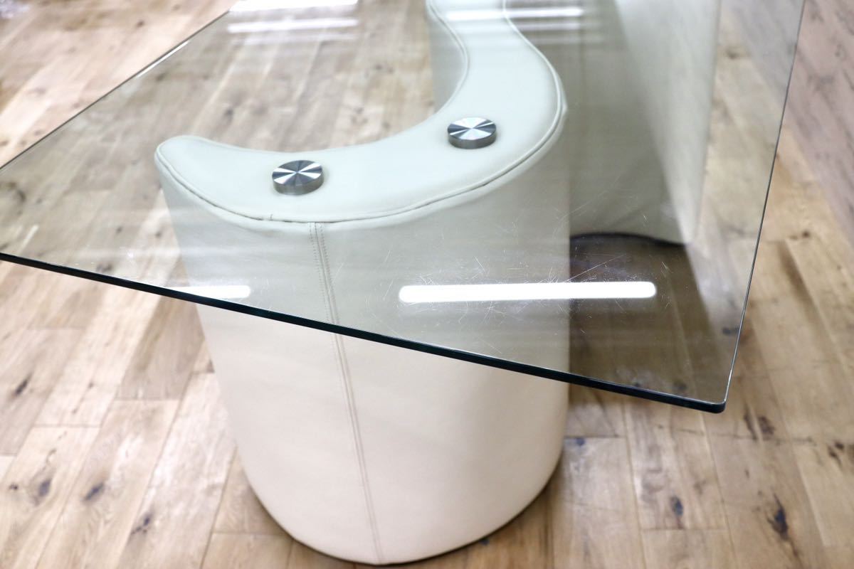 GMFH306○Bretz / ブレッツ ダイニングテーブル ガラス 本革レザー ドイツ ユーロカーサ コンテンポラリー モダン 展示品