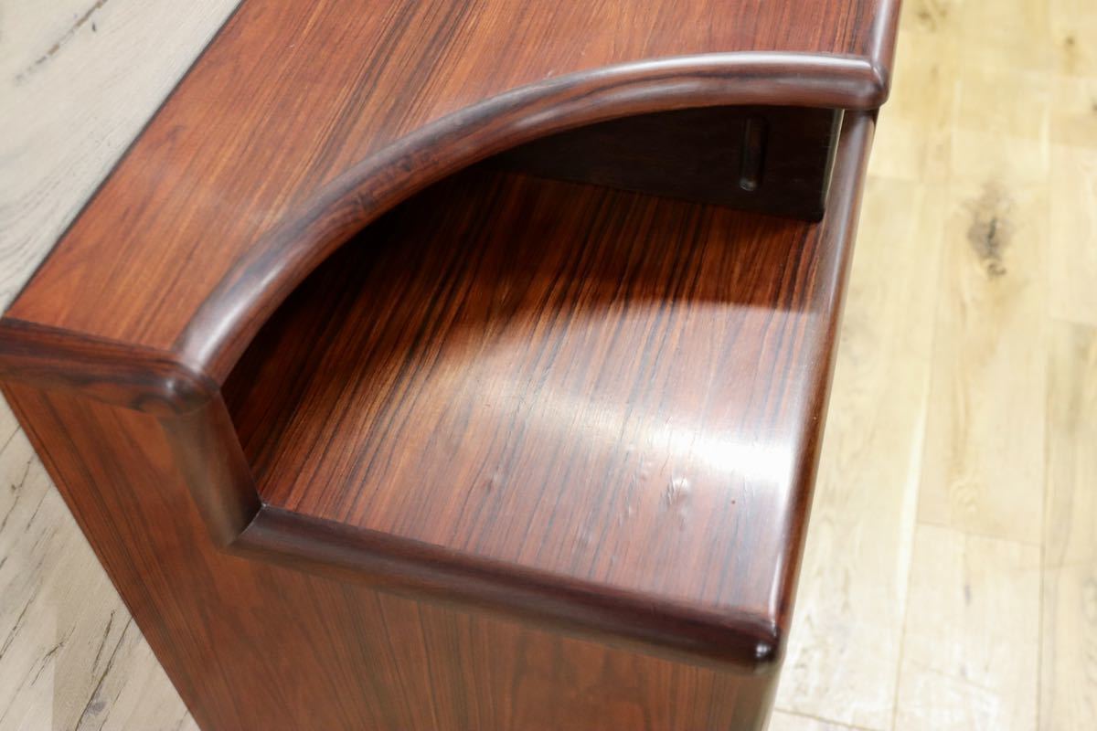 GMFK764A○BROUER コーナーキャビネット サイドキャビネット 北欧 デンマーク 希少 ヴィンテージ ローズウッド材 リビング収納 書斎