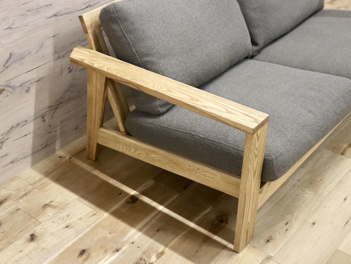 GMFK703○CRASH GATE / クラッシュゲート オーネス 2人掛けソファ ラブソファ ファブリック タモ材 ヘッドレスト 関家具 定価約15万 美品