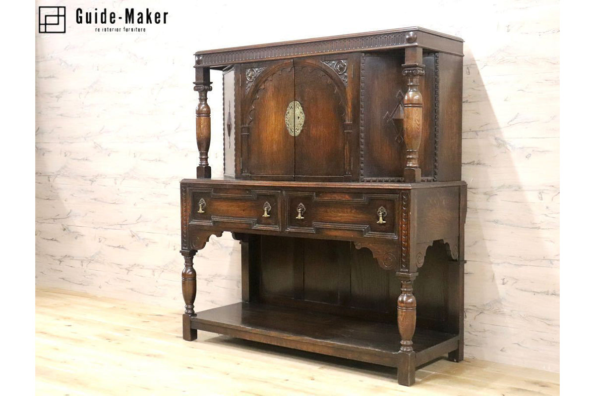 GMFH408○英国製 サイドボード キャビネット 飾り棚 収納棚 店舗什器 オーク材 無垢 クラシック アンティーク 輸入家具 定価約31万 展示品