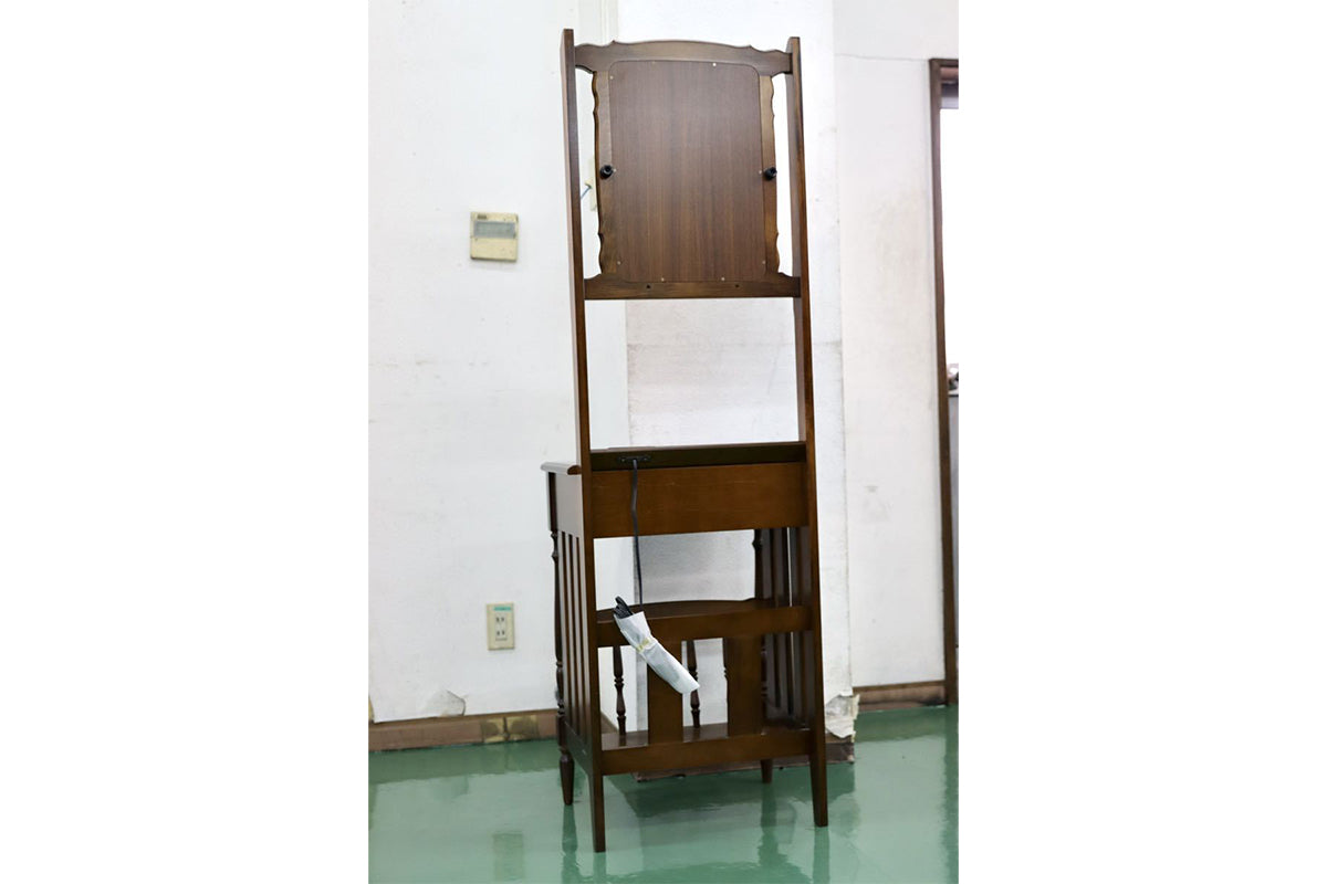 GMEN228○karimoku / カリモク コルクボード 玄関ラック コロニアル 花台 飾り台 カントリー 未使用在庫品