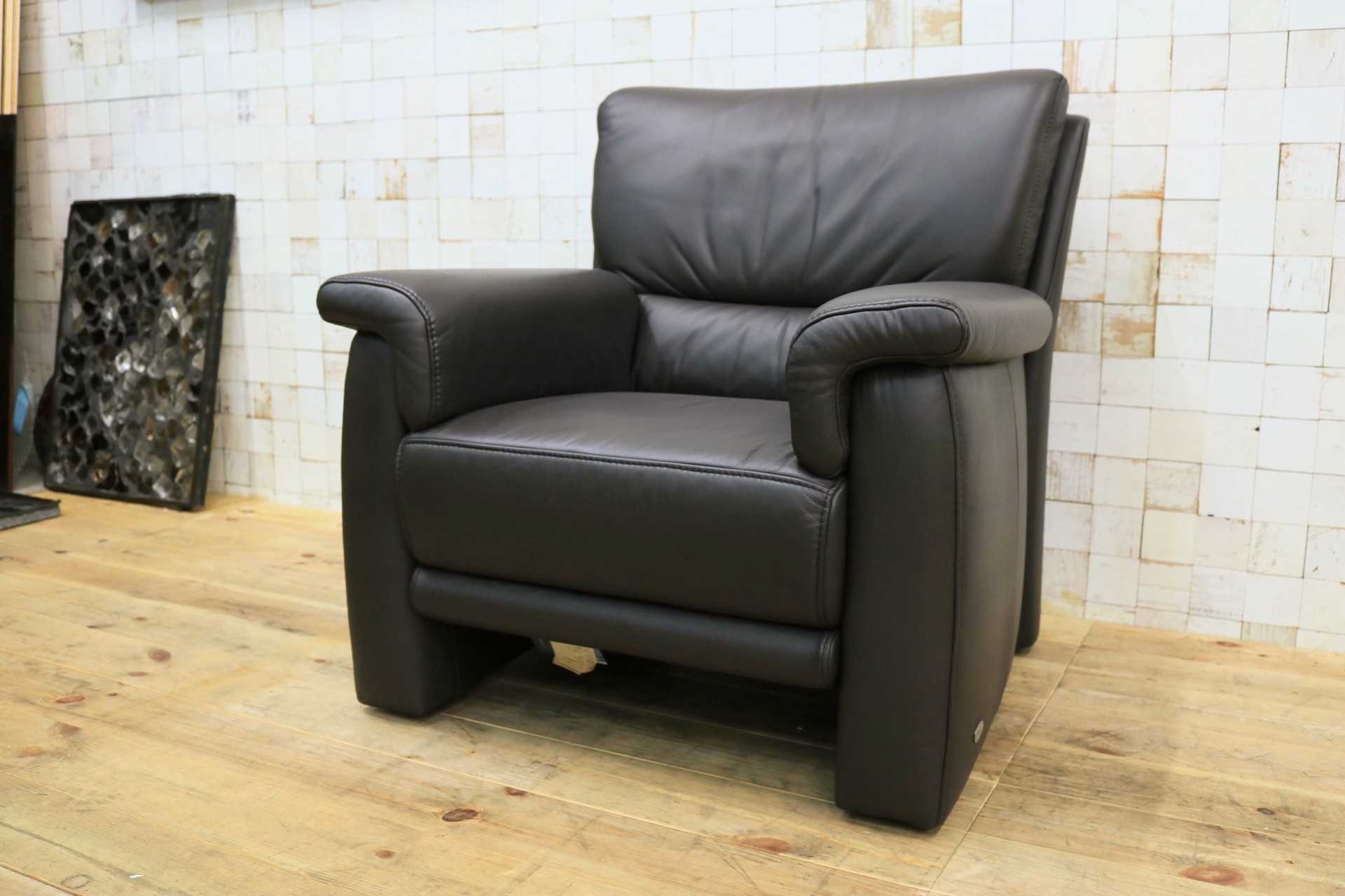 GMIK305○himolla / ヒモラ ベルク 1人掛けソファ シングルソファ 総革 ダークブラウン 最高級 ドイツ IDC大塚家具 定価約21.3万