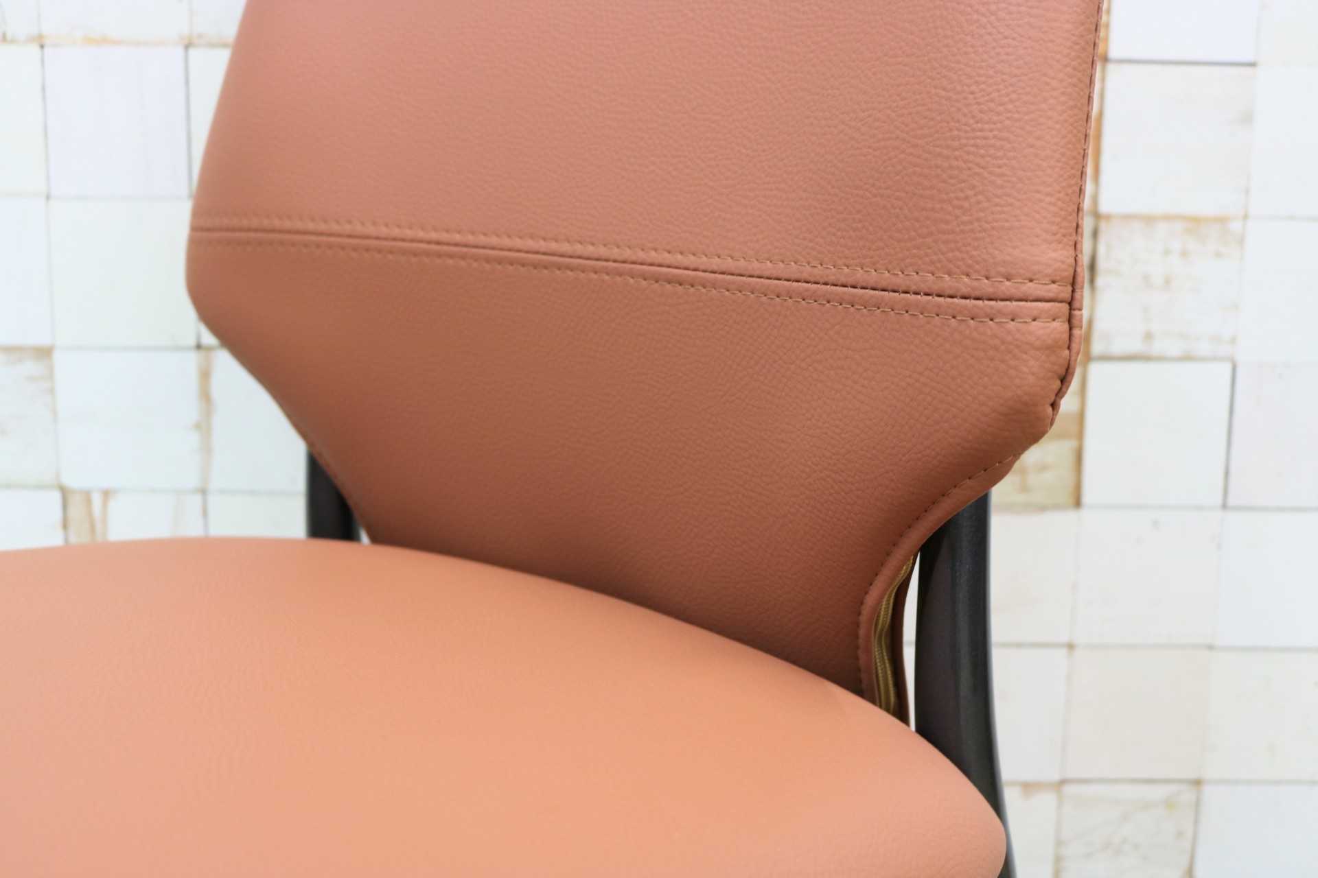 GMIK664◯ダイニングチェア 食卓椅子 椅子 アームレスチェア レザー 本革 ナチュラル シンプル モダン 展示品