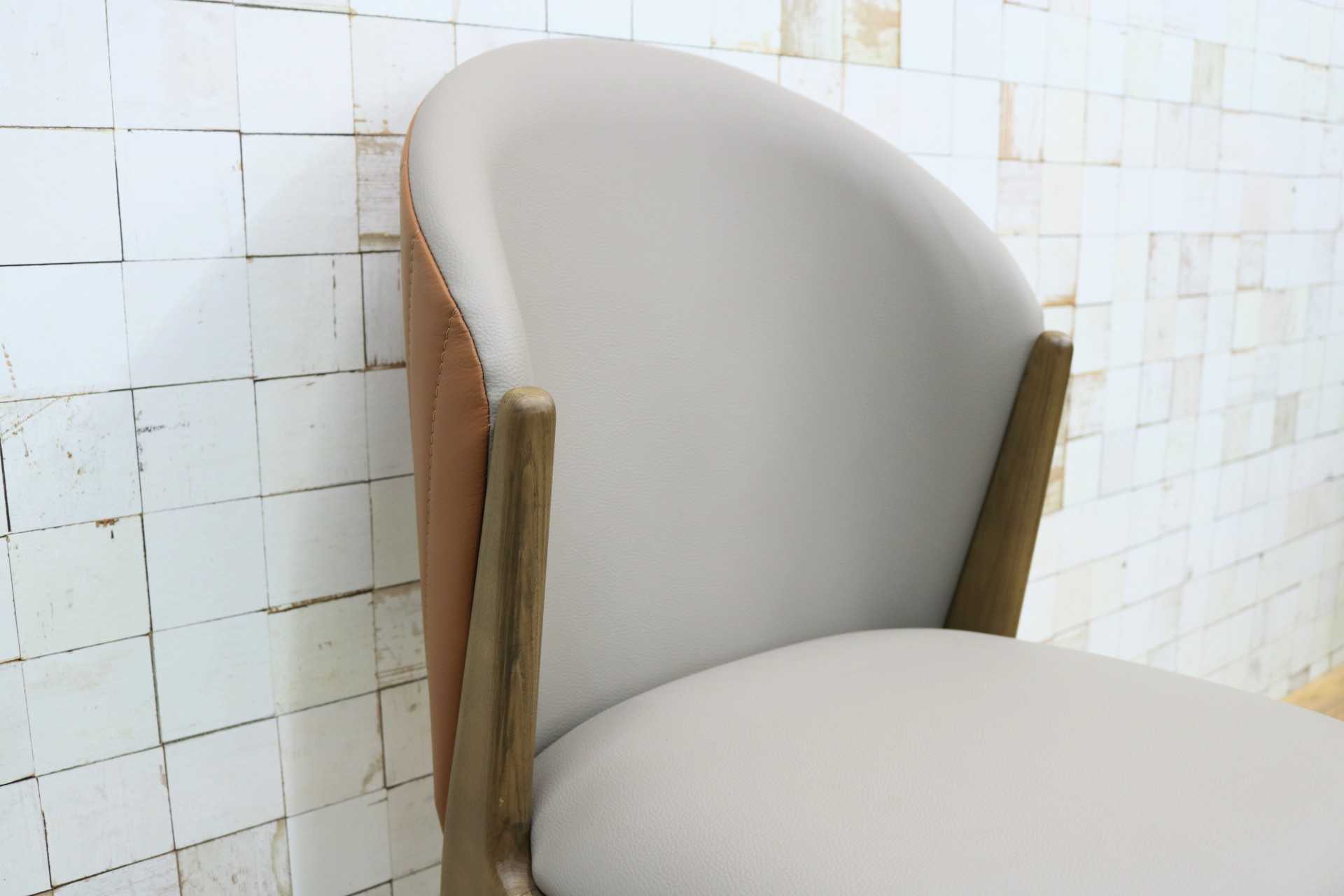 GMIK664B◯ダイニングチェア 食卓椅子 椅子 アームレスチェア レザー グレー シンプル モダン 展示品