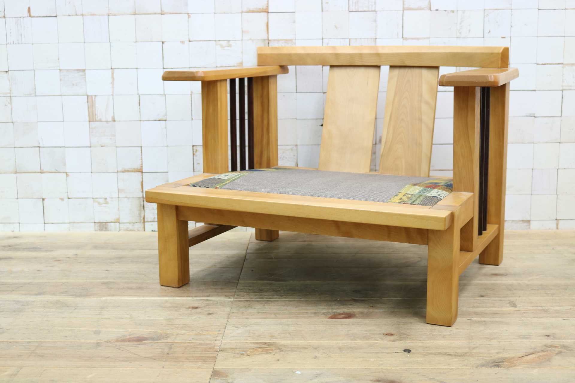 GMIK831B○モリシゲ / MORISHIGE シングルソファ ラウンジチェア 1人掛けソファ アームチェア 椅子 ファブリック レトロ 国産家具 希少