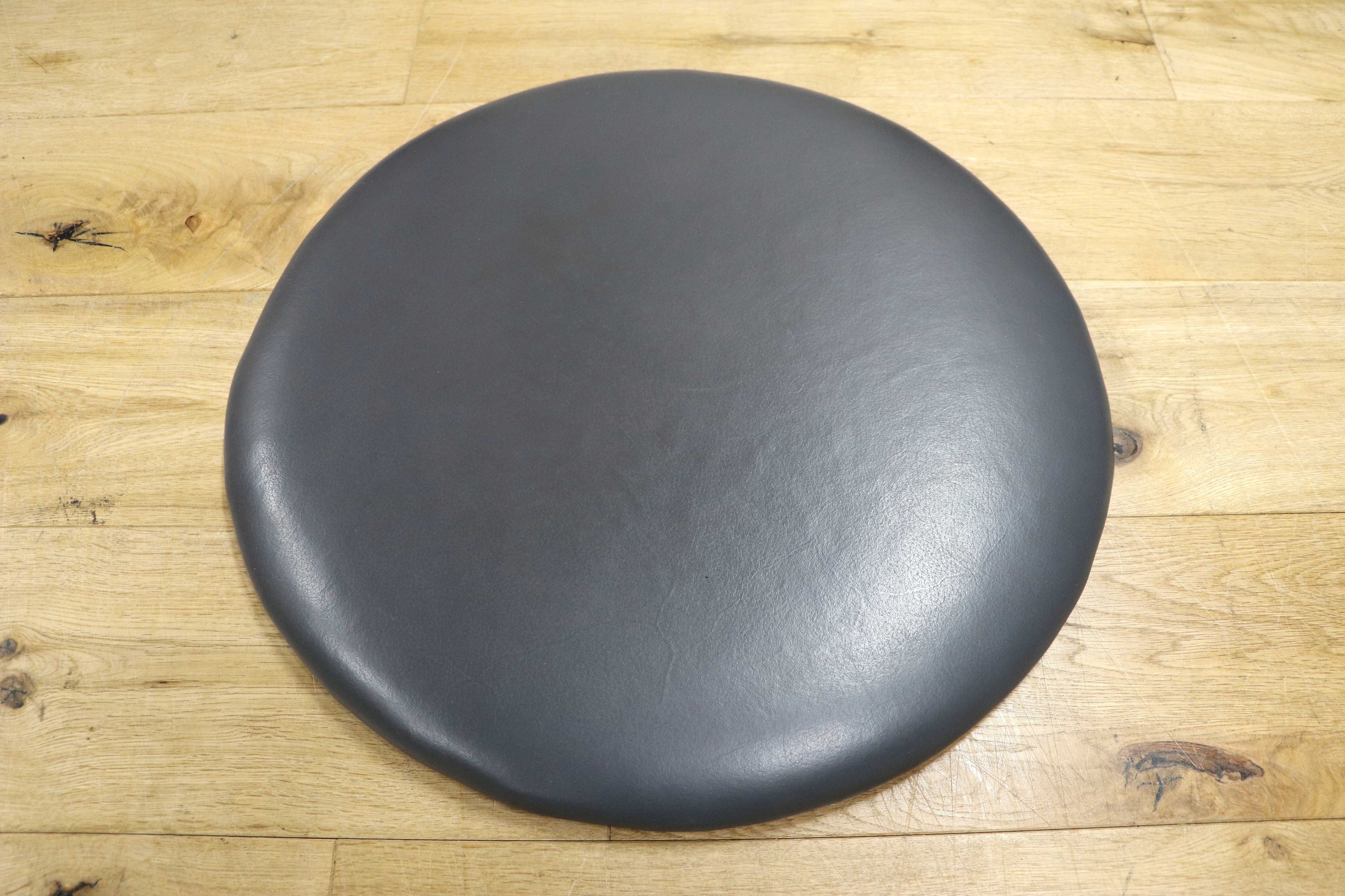 GMIH275C○鉄刀木 夕ガヤサン 大臣椅子 回転椅子 無垢材 応接 ラウンジ 和室 座敷 アンティーク