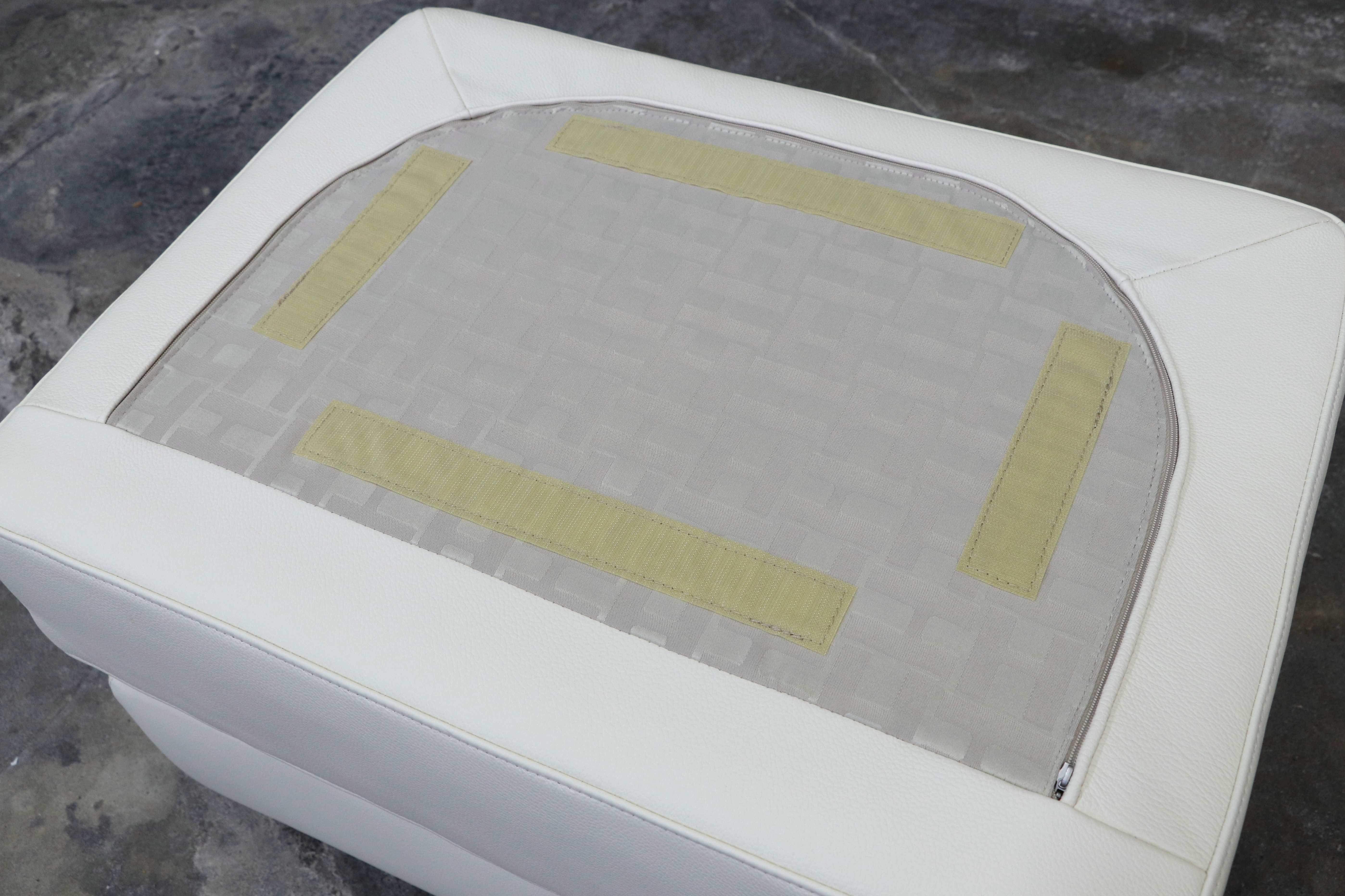 GMIS366C○HUKLA / フクラ REGATO レガト オットマン スツール ソファ 本革 スタイリッシュ モダン 美品