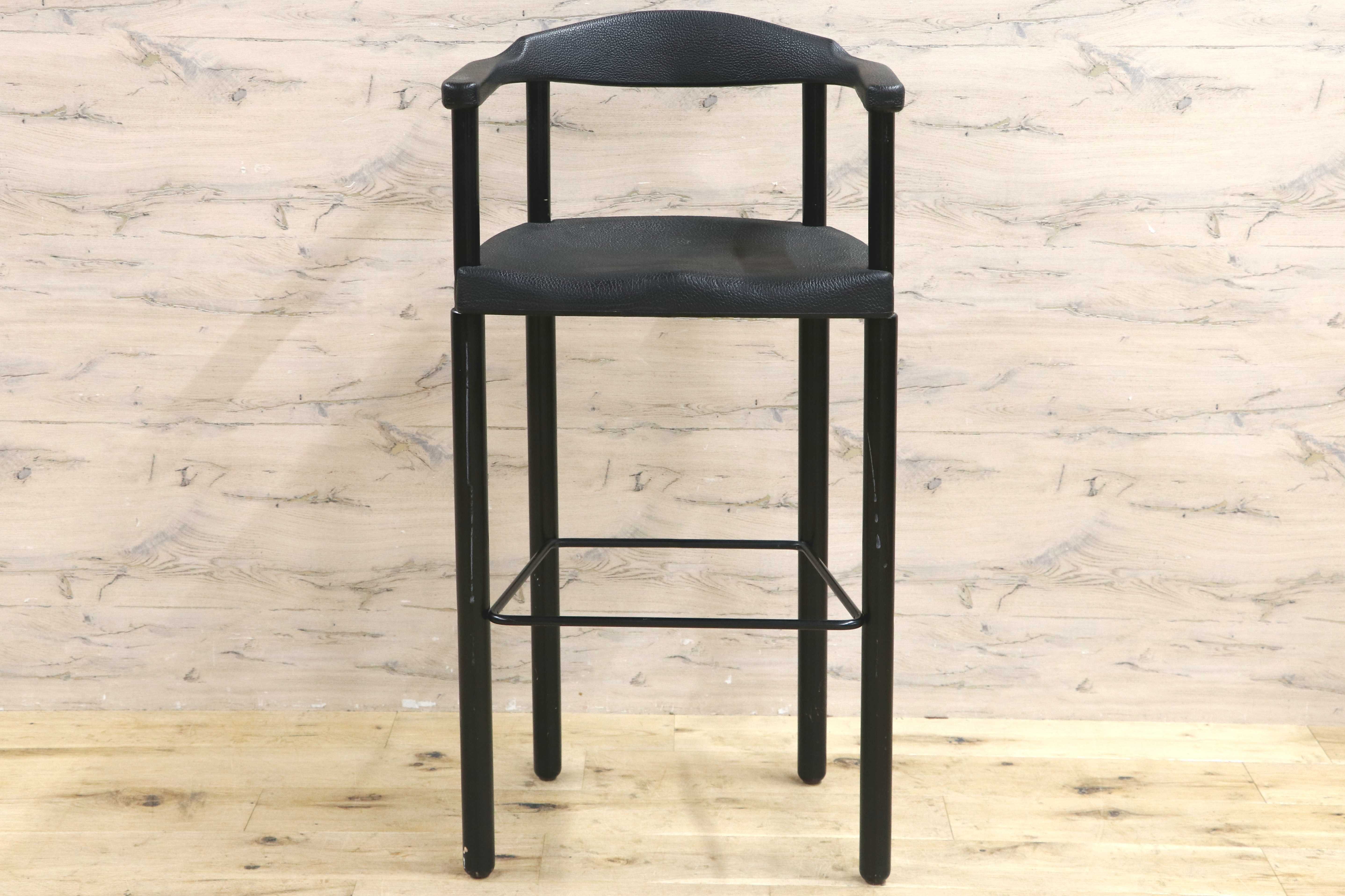 GMIS471I○レオナルド アームチェア カウンターチェアブラック デザイナーズ 椅子 INTER-DECOR取扱い 検） Cassina Strassle Collection