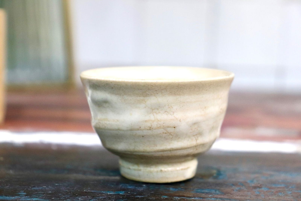 GMJO136AB〇紀州焼 葵窯 寒川栖豊 ぐい呑み盃 共箱 共布 栞 陶器