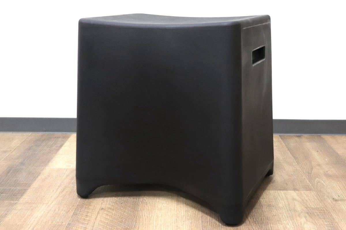 GMGN334B○Kian Furniture / キアン Rumble stool ランブル スツール 腰掛け 椅子 プラスチック ブラック デザイナーズ家具 モダン 展示品