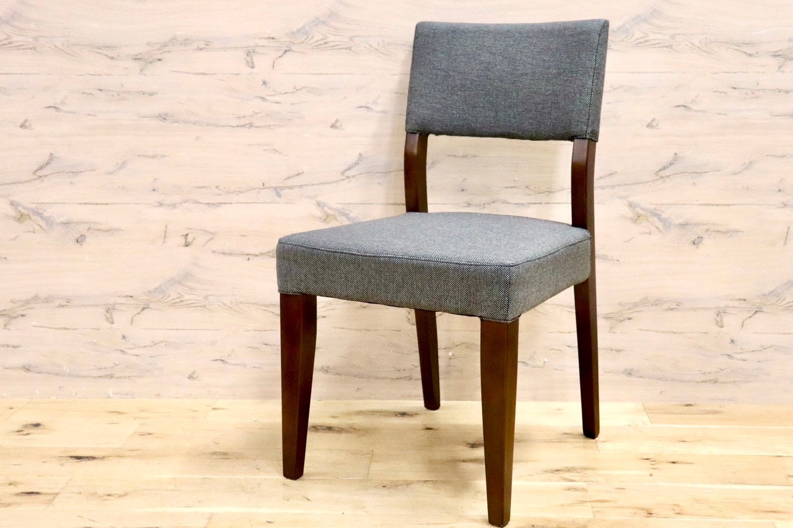 GMHN320A○ CHERRY FURNITURE / 桜屋工業 チェリー ダイニングチェア 椅子 ファブリック 北欧スタイル 展示未使用品