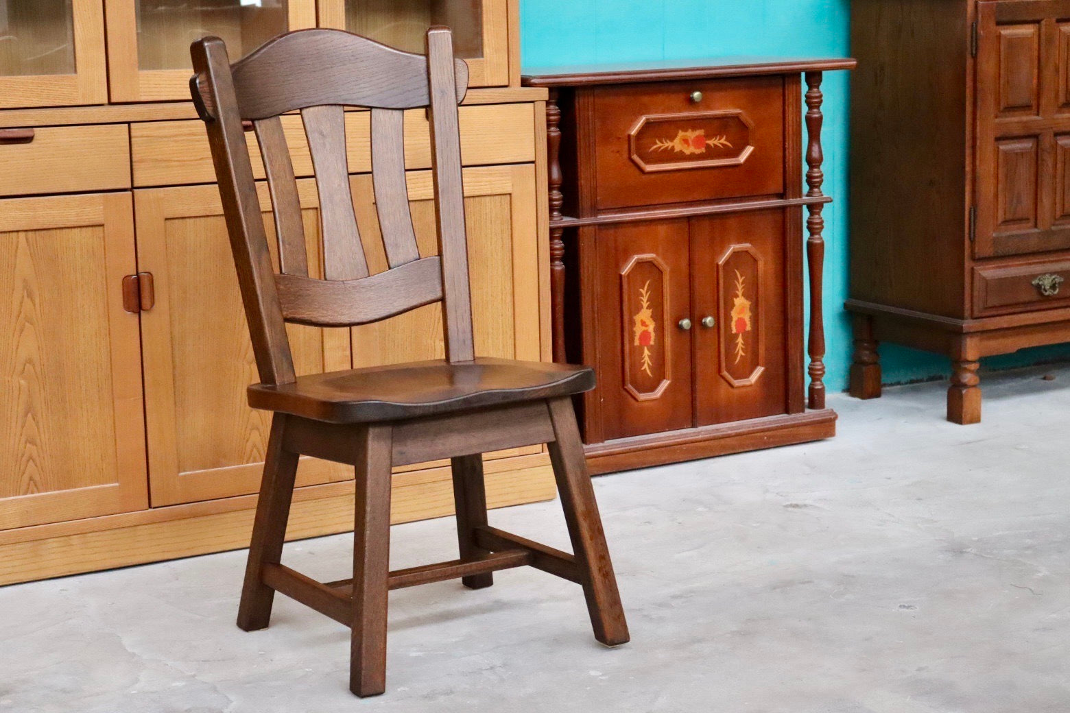 GMHS565D○オランダ製 ダッチカントリー ダイニングチェア 椅子 無垢 オーク材 民芸家具 堅牢 輸入家具 ヴィンテージ